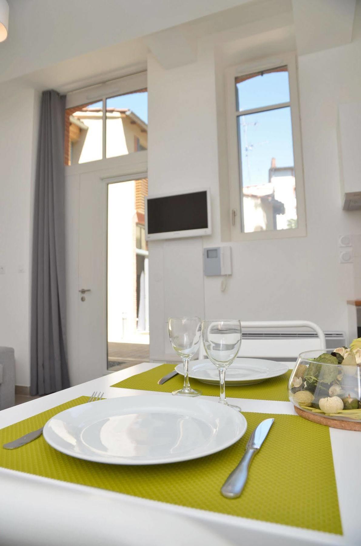 Le Clos Des Salins Toulouse Exterior photo