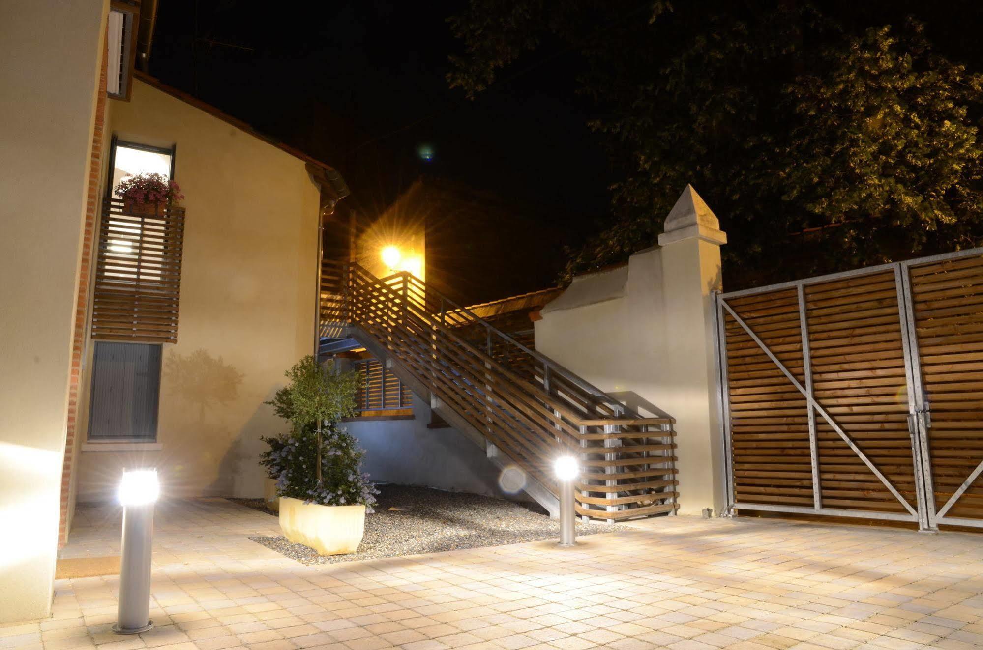 Le Clos Des Salins Toulouse Exterior photo
